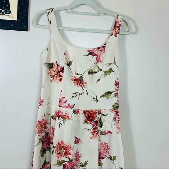 Rickie Freeman for Teri Jon White and Pink Floral Mini Dress 100% silk - Picture 4 of 9